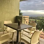 Galini Apartman *